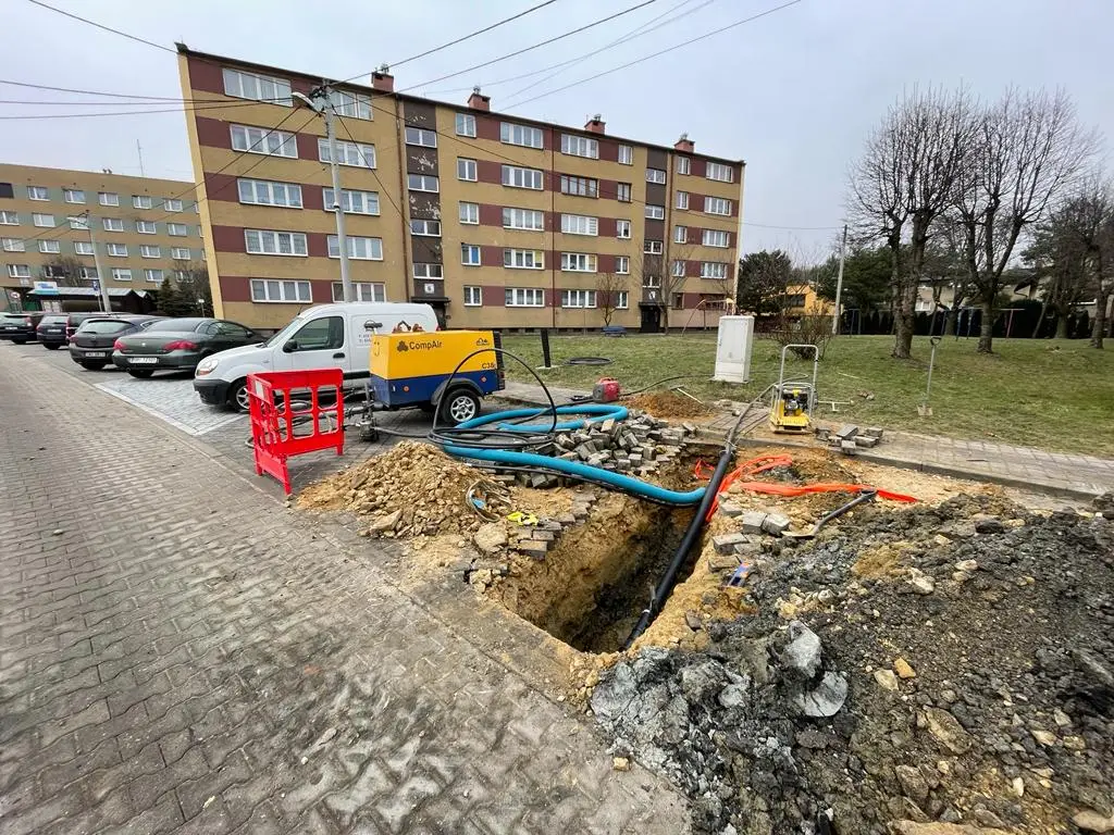 Przeciski-Katowice-Minikoparka-Wywrotka